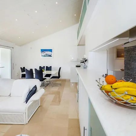 Sun&sea Apartament *